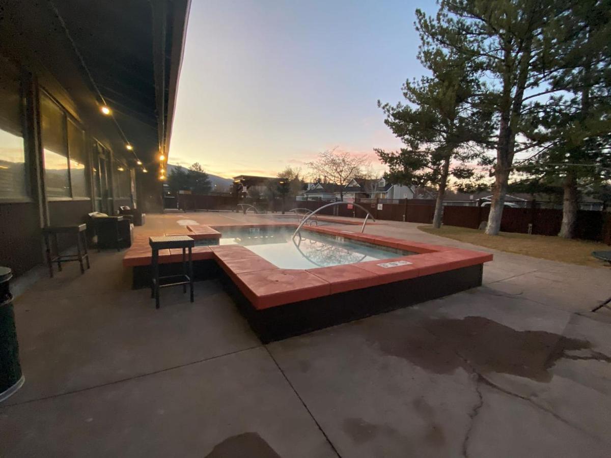 Aparthotel Mid-Century Gem W/King Park City Exterior foto